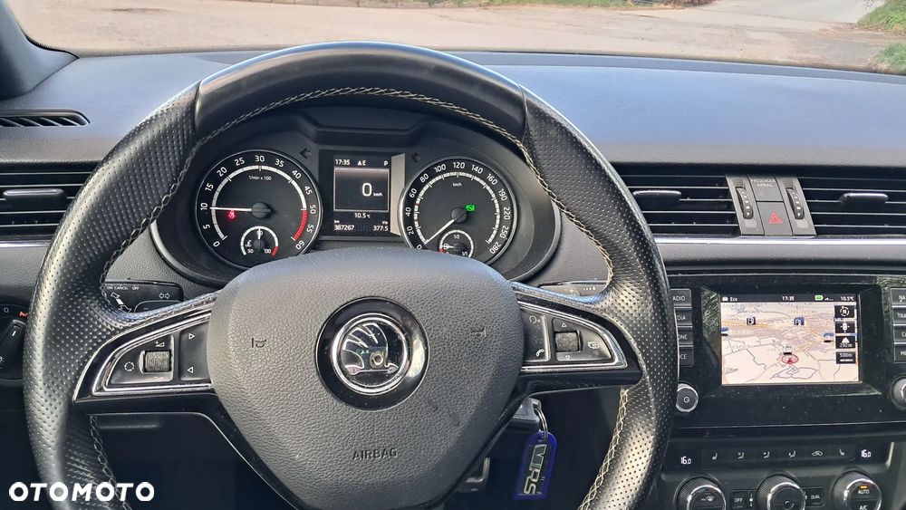 Skoda Octavia 2.0 TDI RS DSG - 12