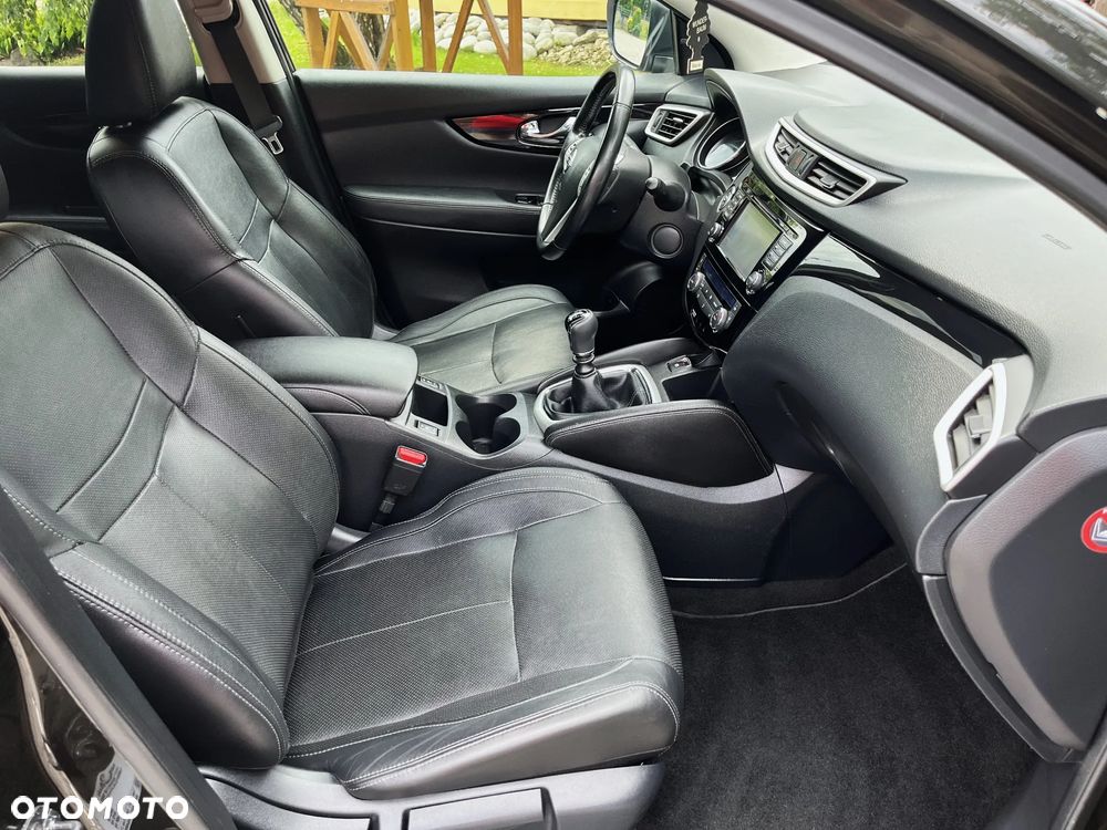 Nissan Qashqai 1.6 DIG-T TEKNA+ - 16
