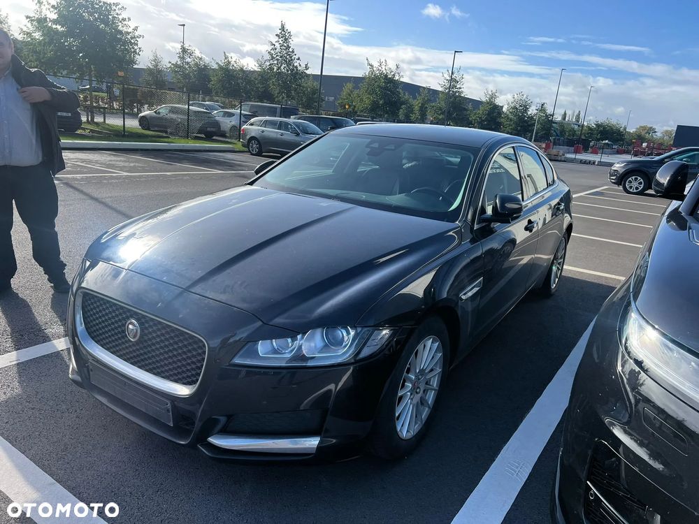 Jaguar XF 2.0 i4D Portfolio - 3