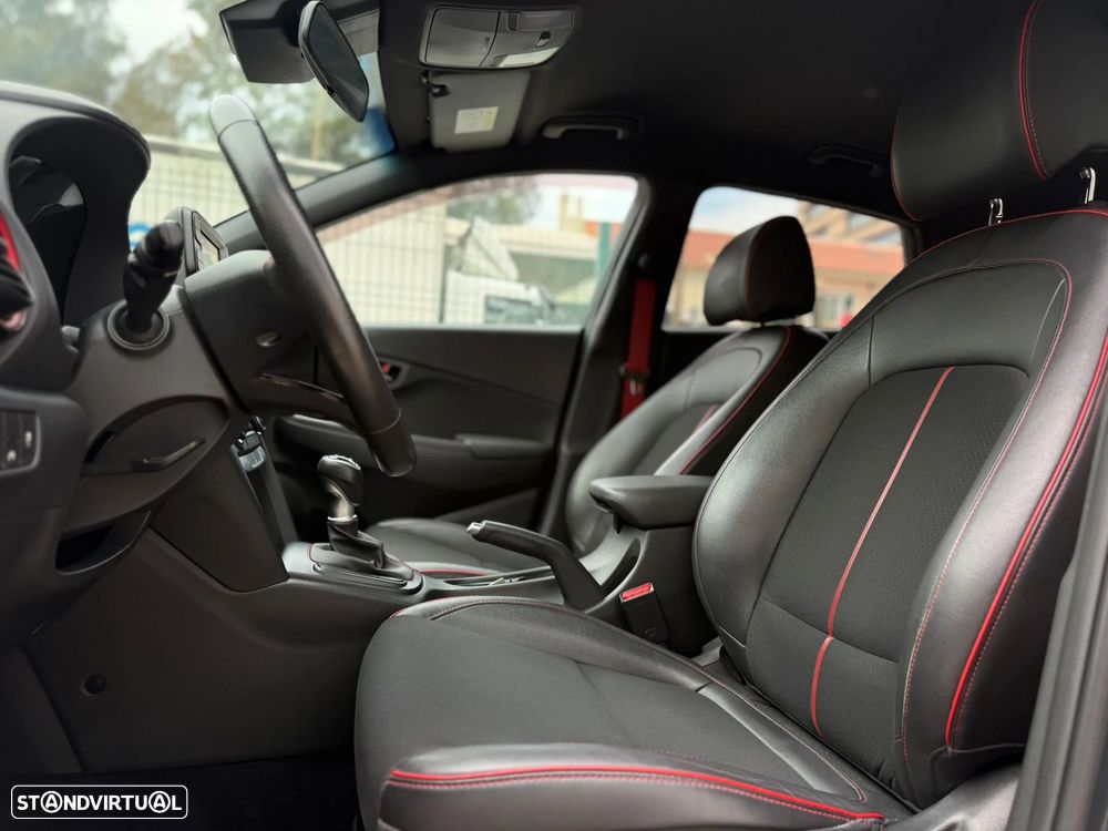 Hyundai Kauai 1.0 T-GDi Premium Pele/Tec.Vermelho - 8