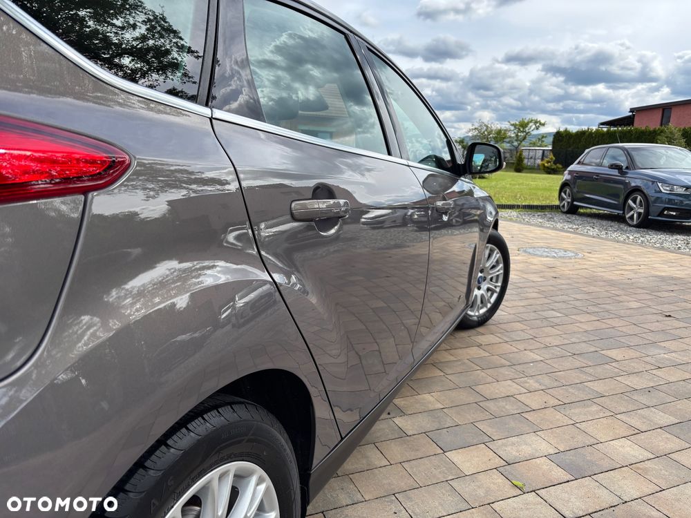 Ford Focus 1.6 TDCi DPF Start-Stopp-System Titanium - 19