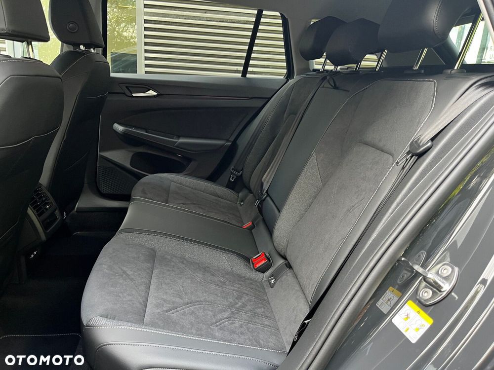 Volkswagen Golf - 15