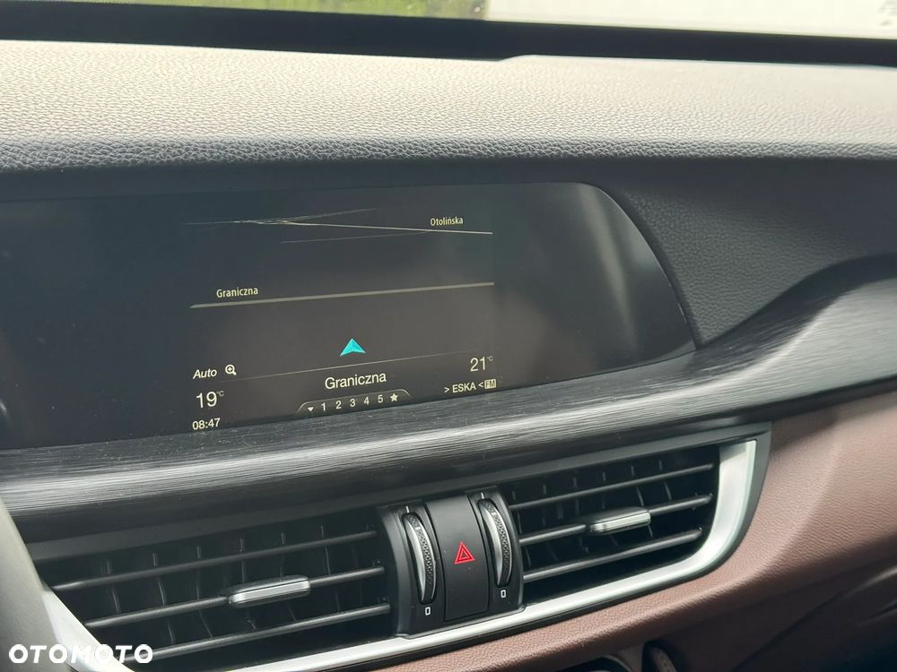 Alfa Romeo Stelvio 2.2 16V AT8 Business - 29