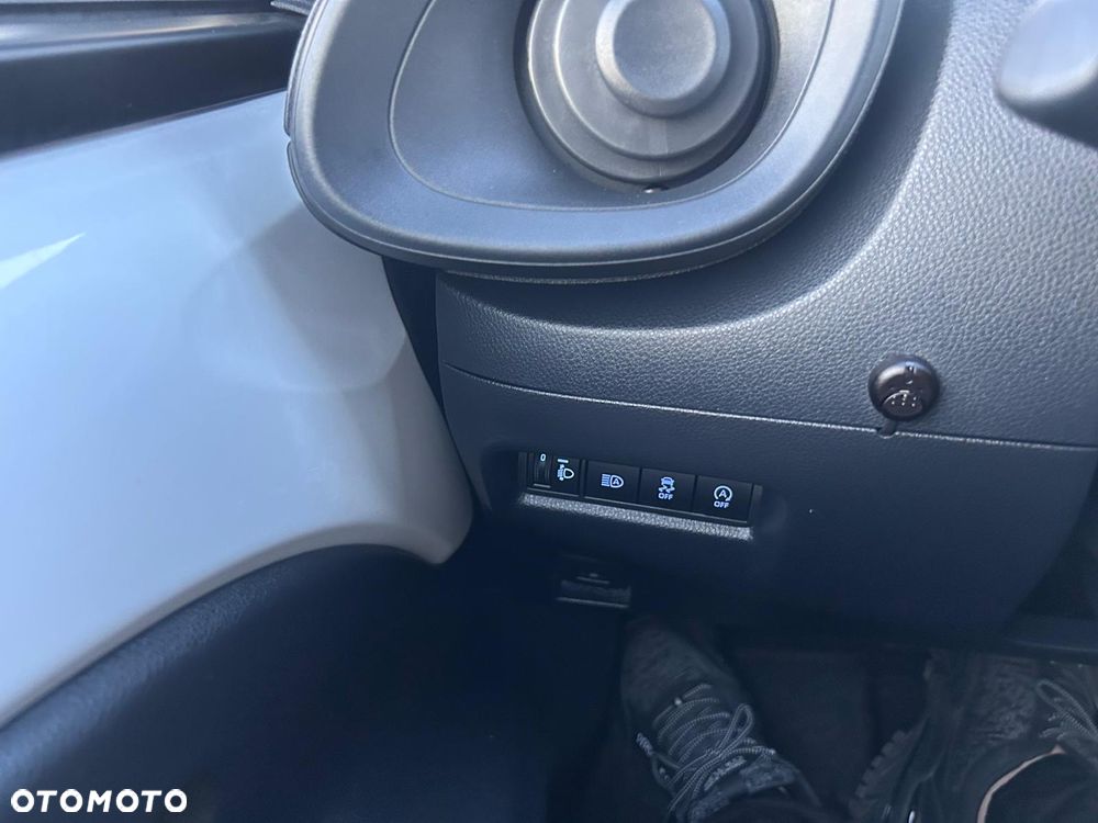 Toyota Aygo X 1.0 VVT-i Comfort CVT - 17