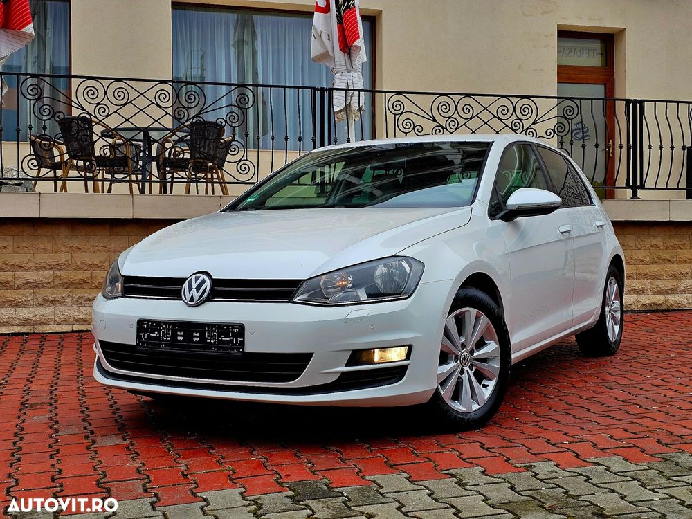 Volkswagen Golf - 4