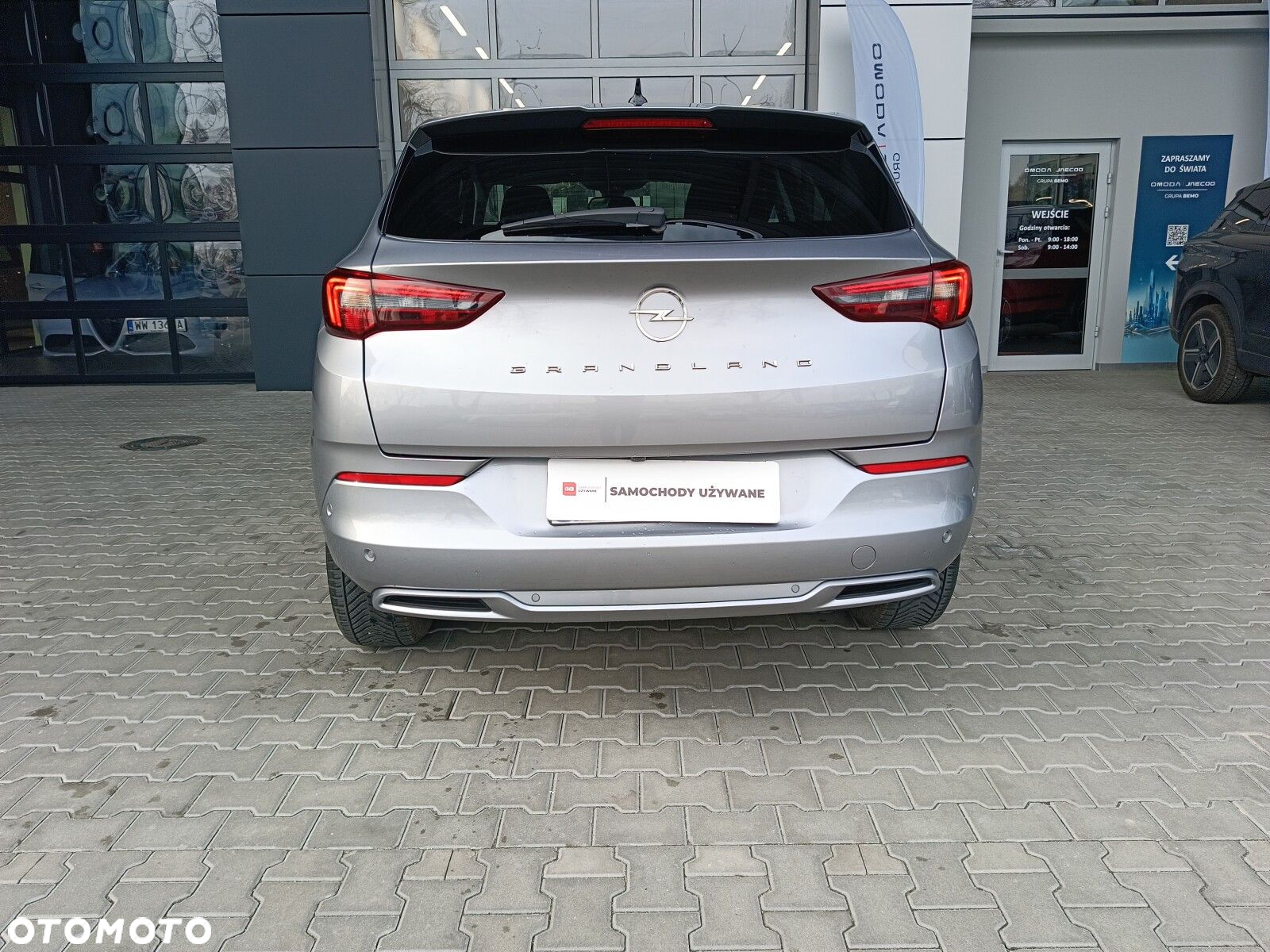 Opel Grandland 1.2 T Business Edition S&S - 23