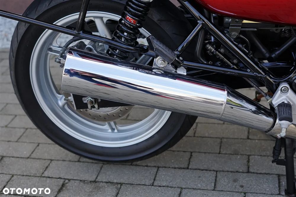 Honda CB - 8
