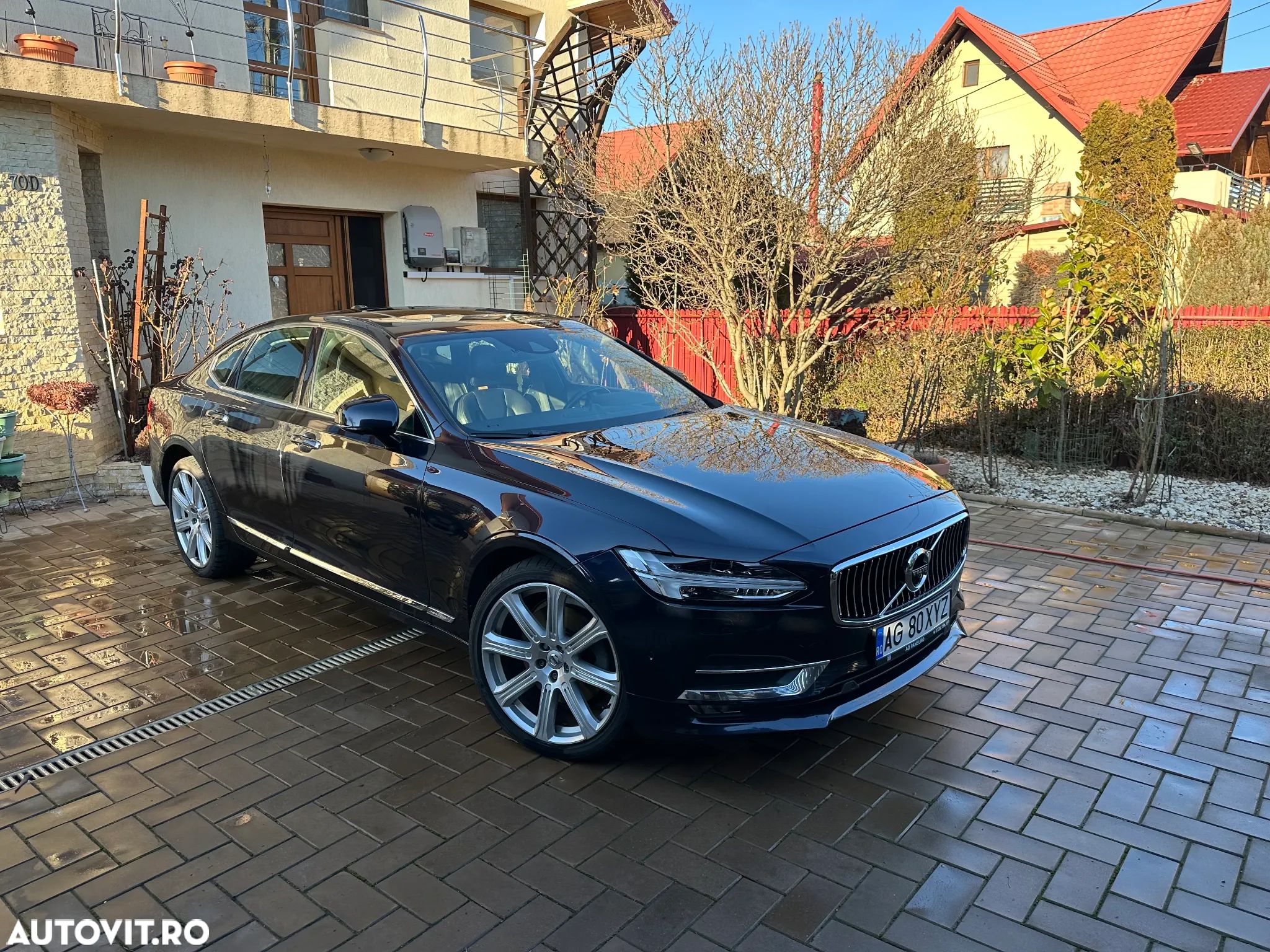 Volvo S90 D5 AWD Geartronic Inscription - 1