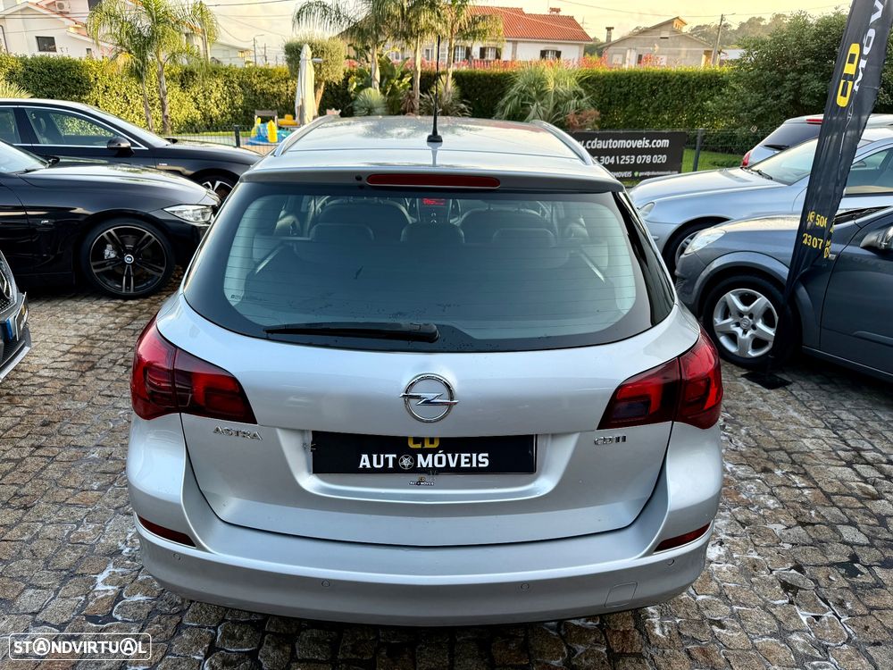 Opel Astra Sports Tourer 1.7 CDTi Cosmo - 18