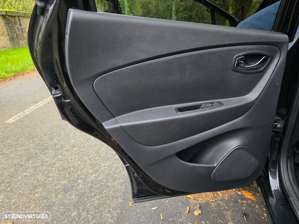 Renault Captur ver-1-5-dci-exclusive-xmod - 16