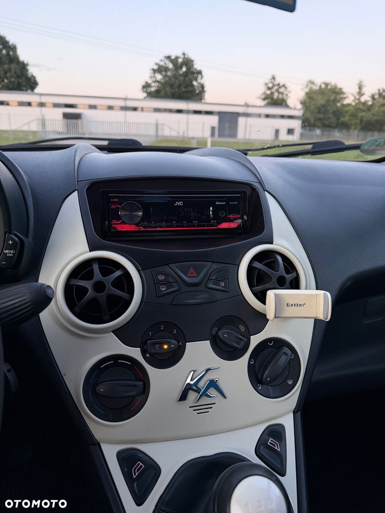 Ford KA 1.2 Titanium EU5 - 14