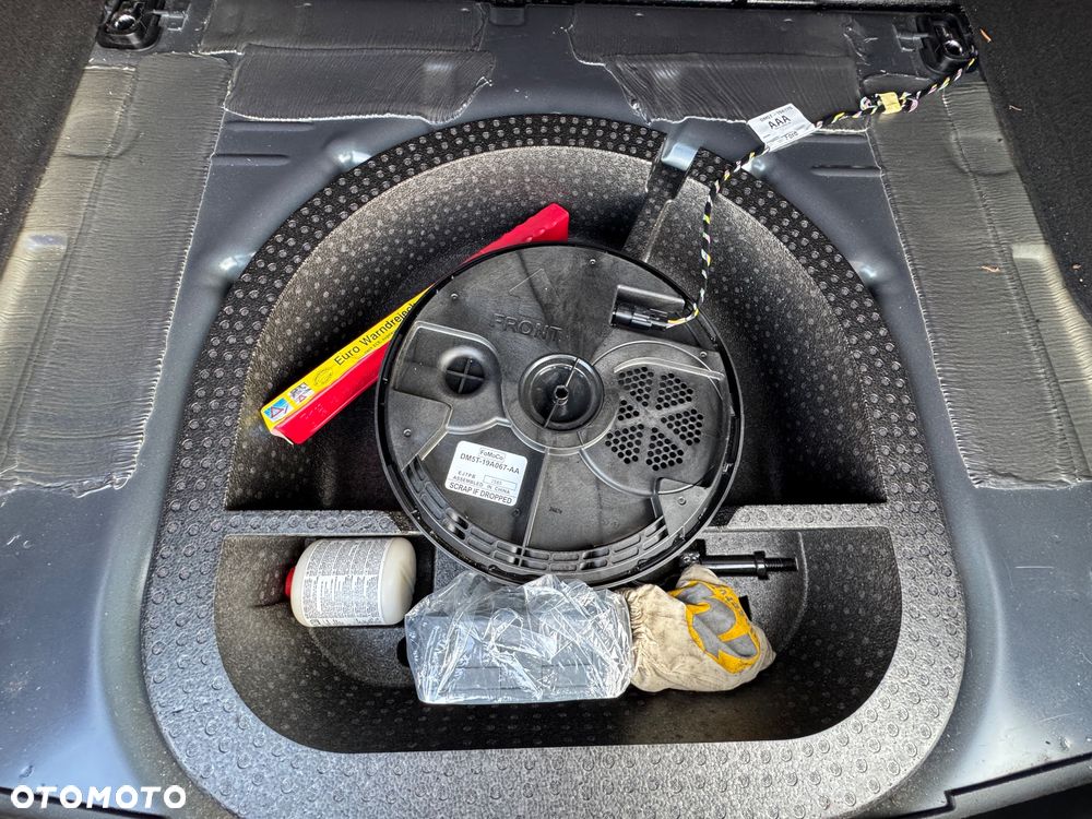Ford Focus Turnier 1.0 EcoBoost Start-Stopp-System Titanium - 31