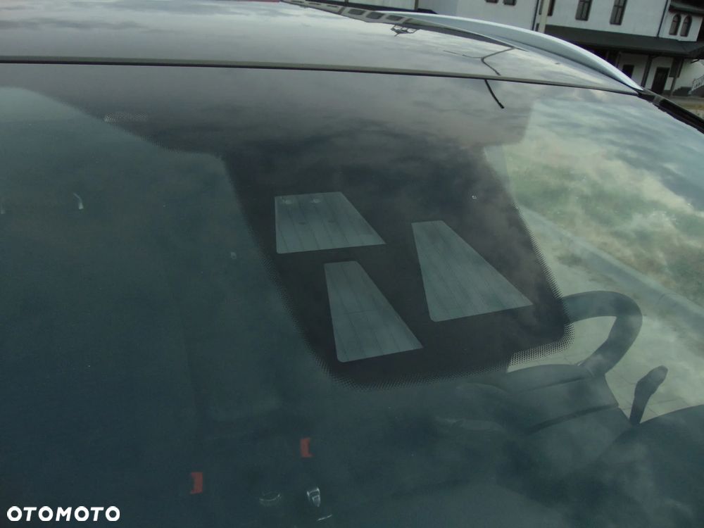 Ford Focus 1.0 EcoBoost Titanium - 18