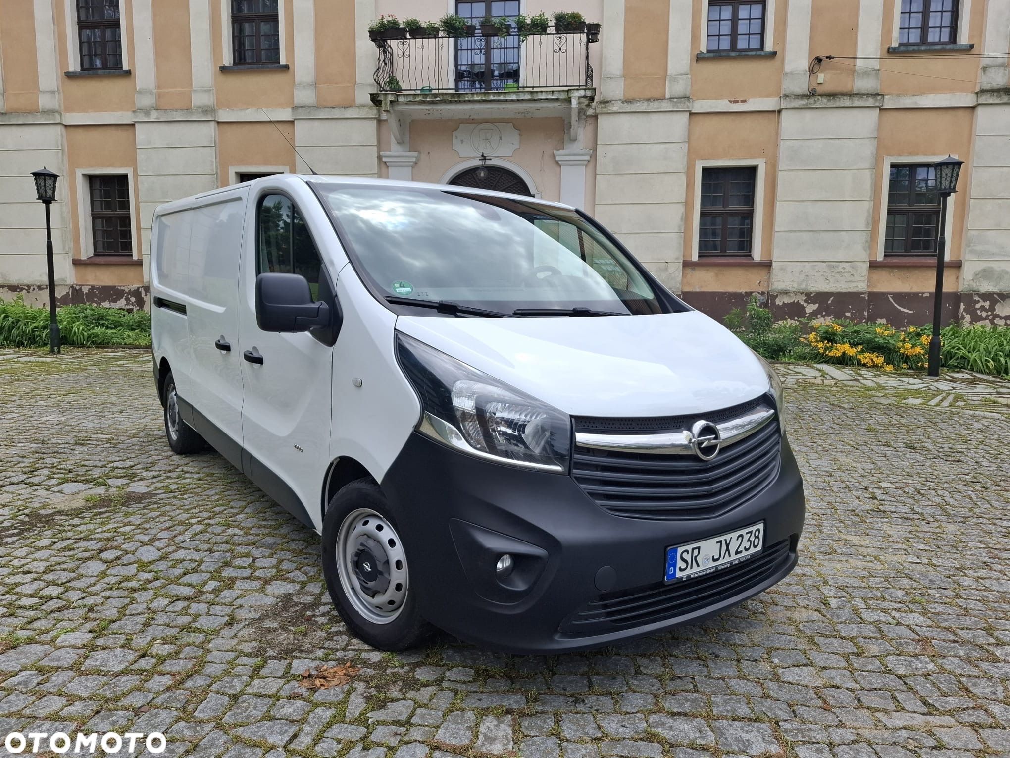 Opel VIVARO - 1