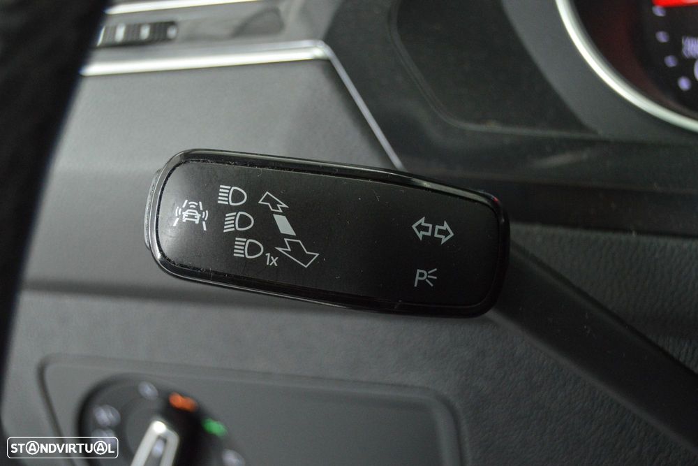 VW Tiguan 1.6 TDI Confortline - 32