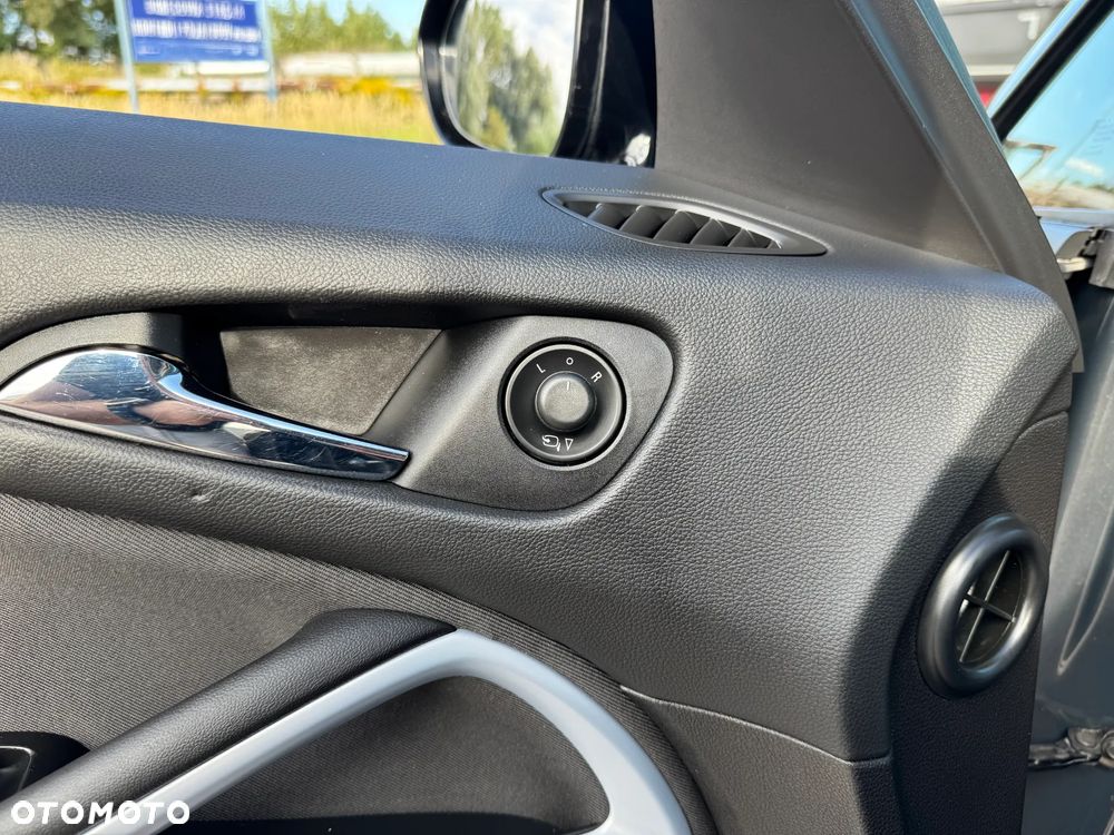 Opel Zafira 1.4 Turbo (ecoFLEX) Start/Stop Innovation - 27
