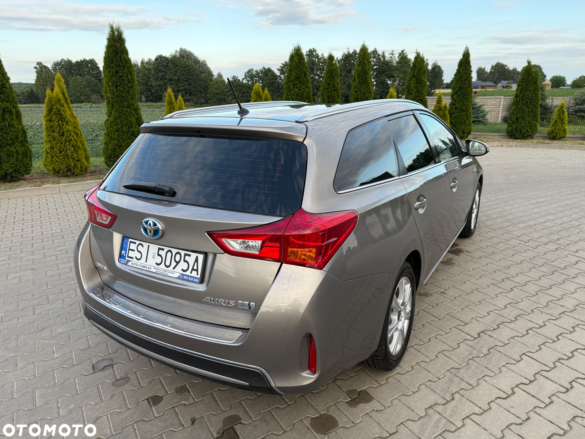 Toyota Auris 1.8 Hybrid Life - 9