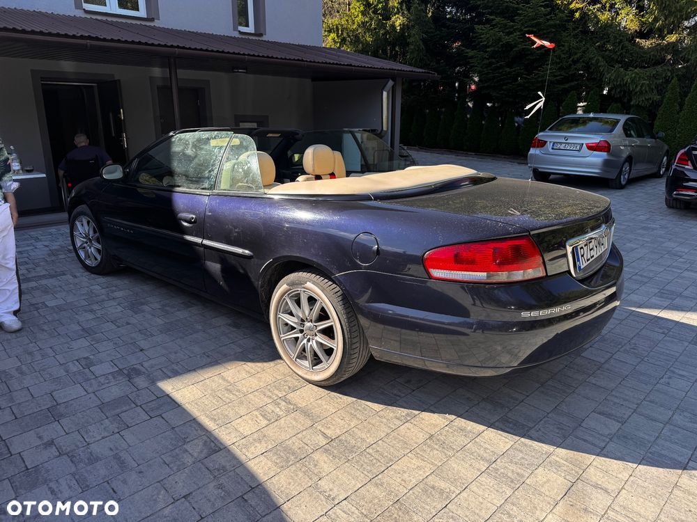 Chrysler Sebring 2.7 Limited - 4