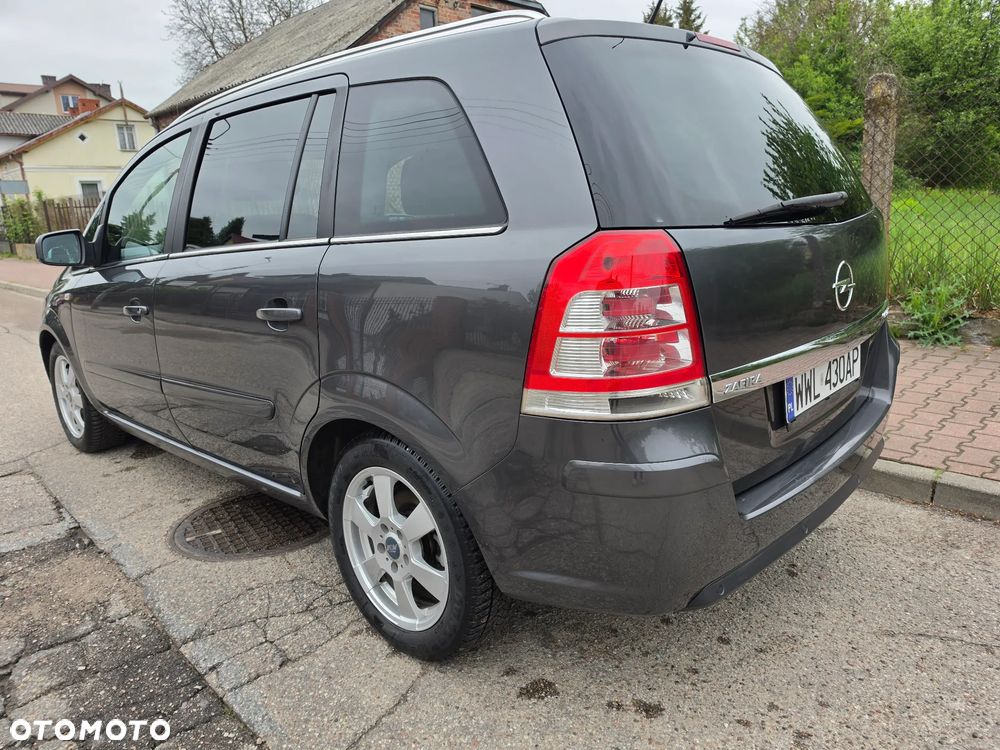 Opel Zafira 1.7 CDTI Cosmo - 10