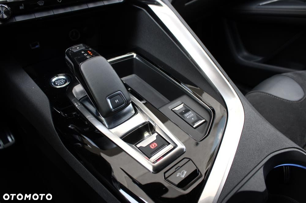 Peugeot 5008 - 24