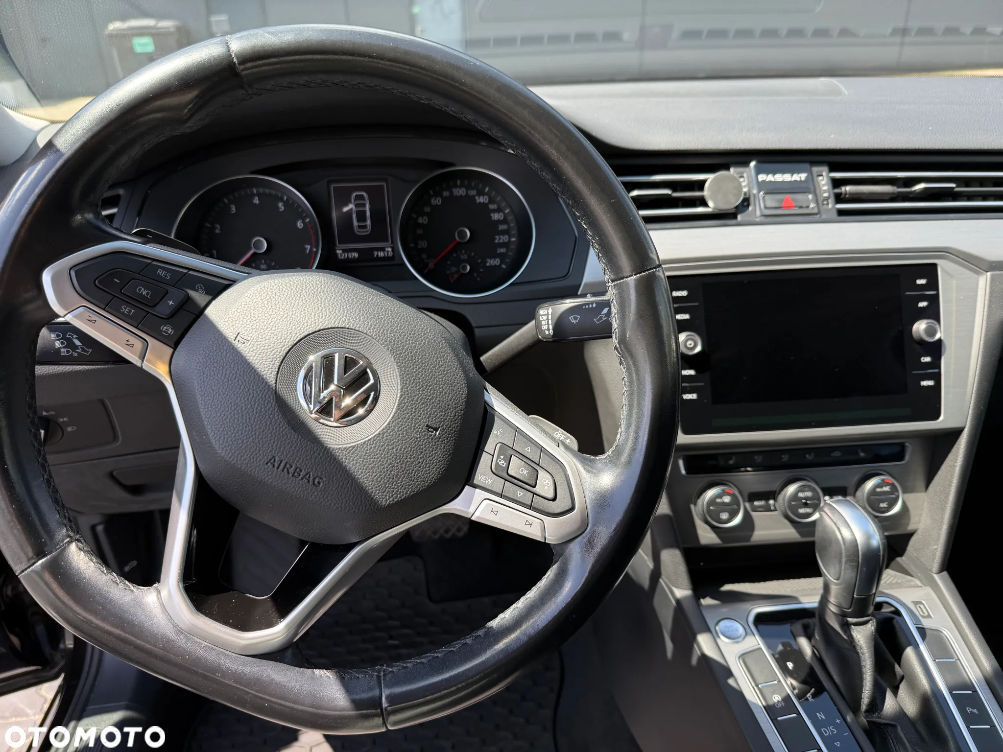 Volkswagen Passat 1.5 TSI EVO Trendline DSG - 10