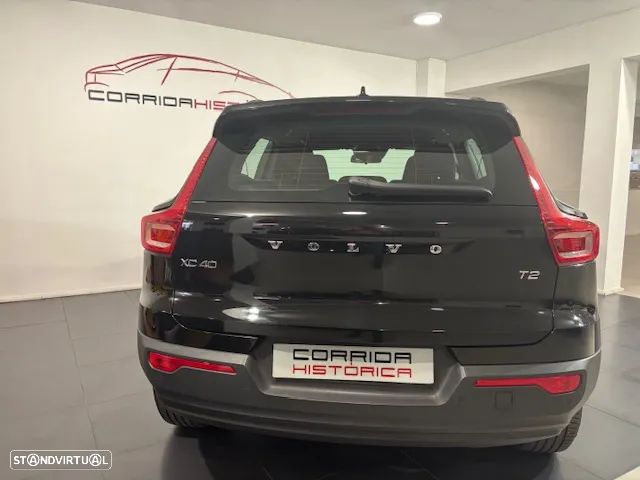 Volvo XC 40 1.5 T2 Momentum Plus - 12