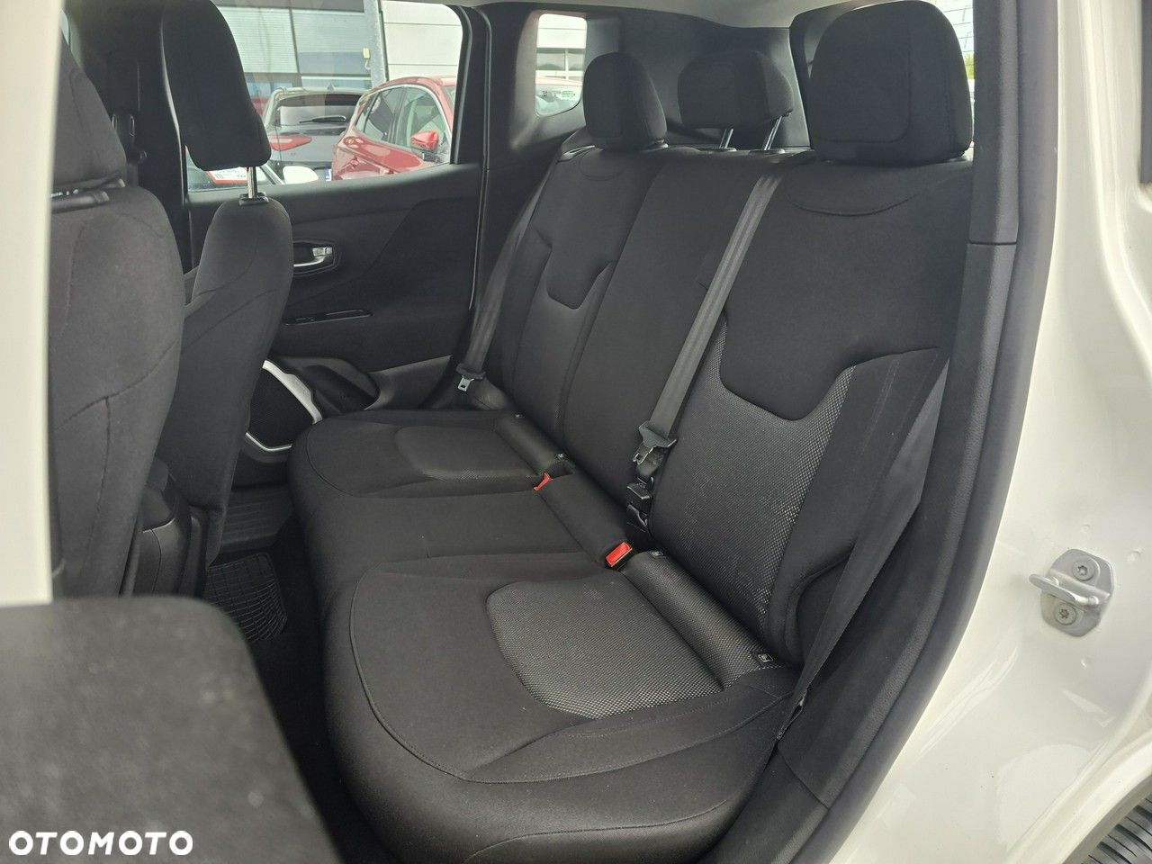 Jeep Renegade - 21