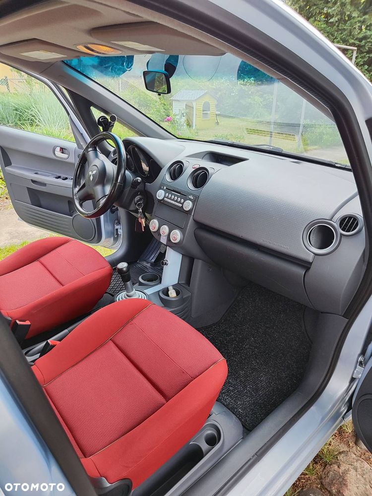 Mitsubishi Colt 1.5 Invite - 10