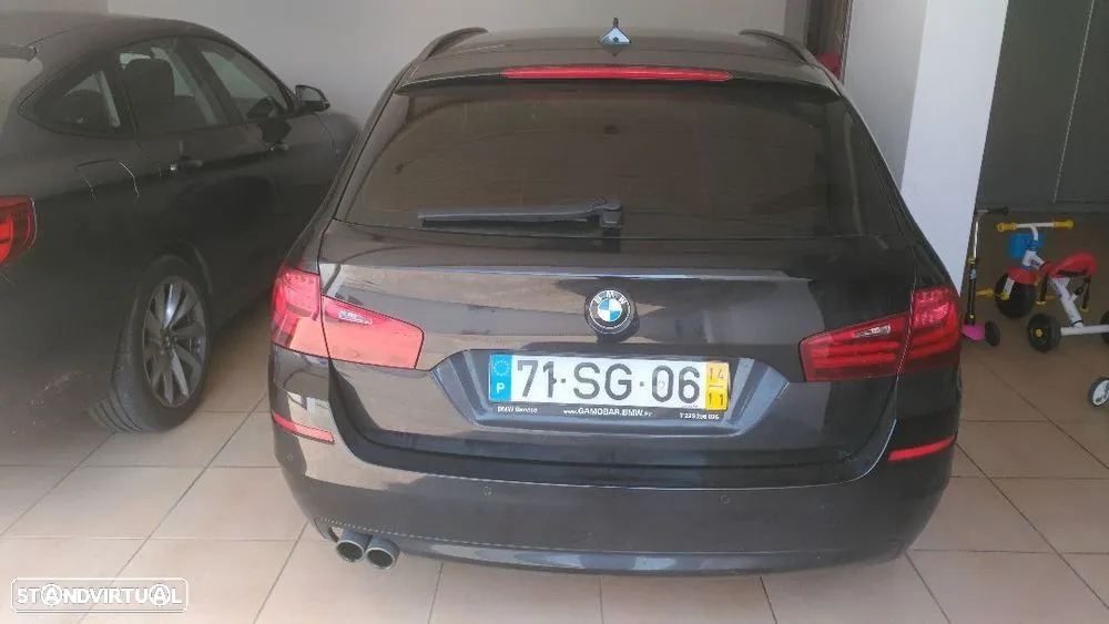BMW 520 d Line Luxury Auto - 2