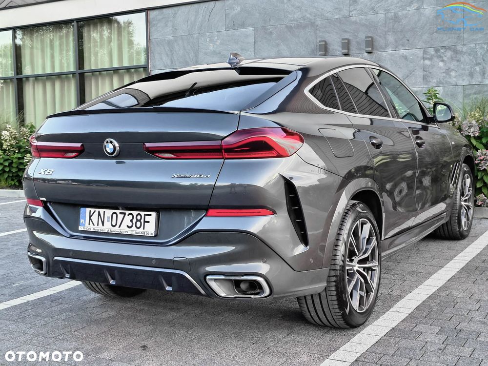 BMW X6 xDrive40d - 11