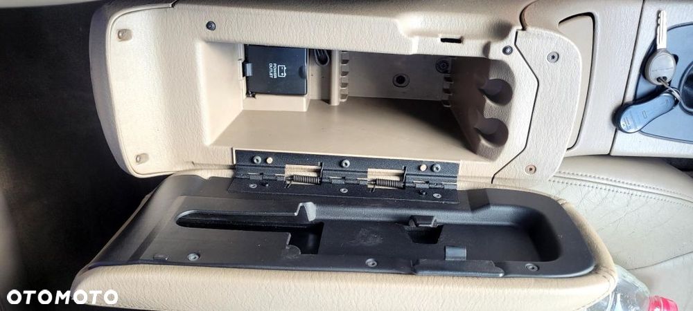 PODŁOKIETNIK CHRYSLER 300M 2002 SKÓRA - 2