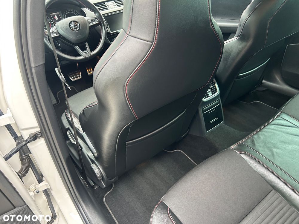 Skoda Octavia 2.0 TDI RS DSG EU6 - 22