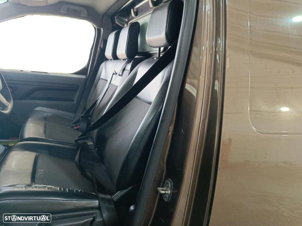 Toyota Proace 3L (MD) (FAZ FRIO) 1.6 D-4D L1 - 5