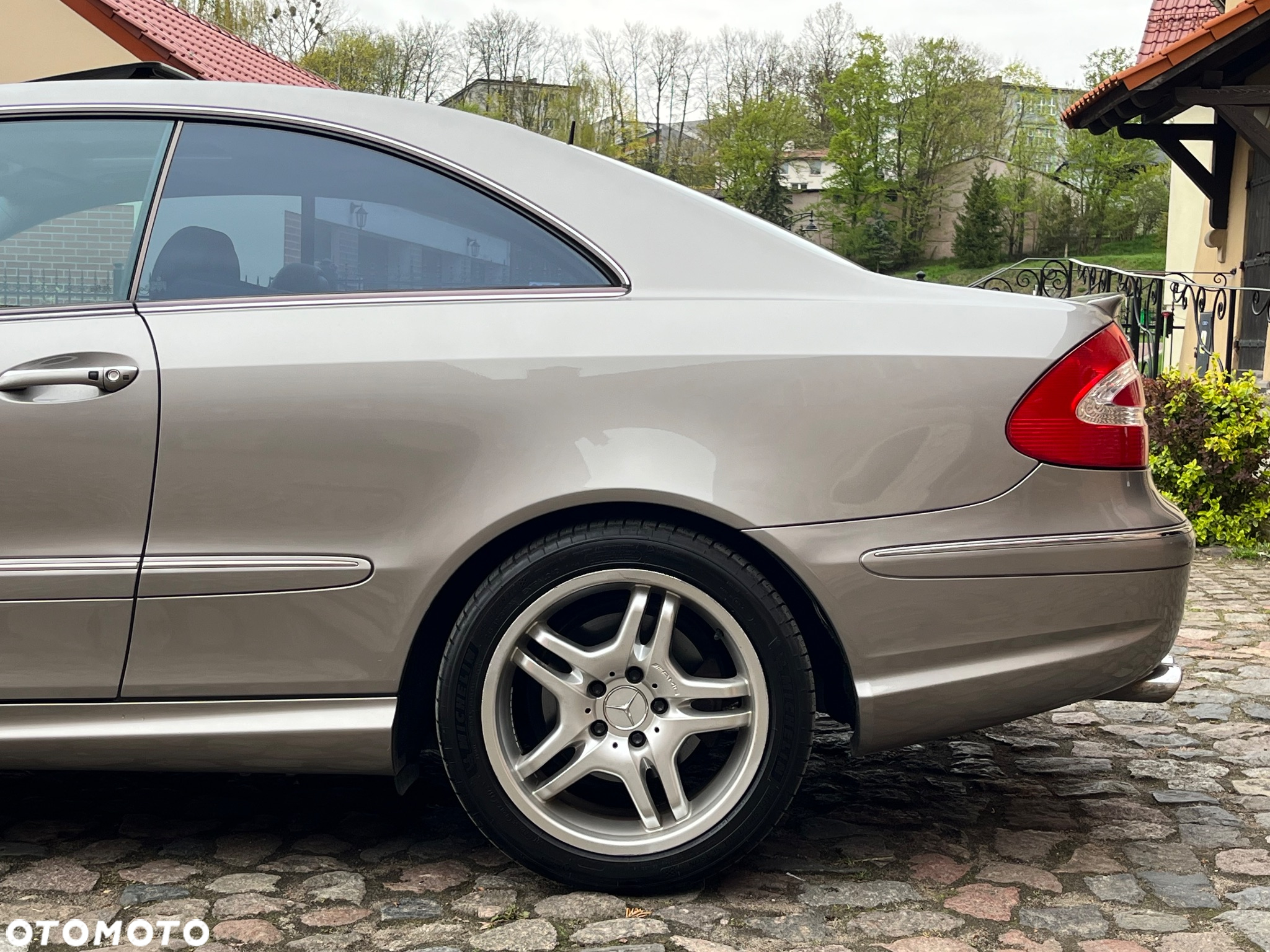 Mercedes-Benz CLK 55 AMG - 10