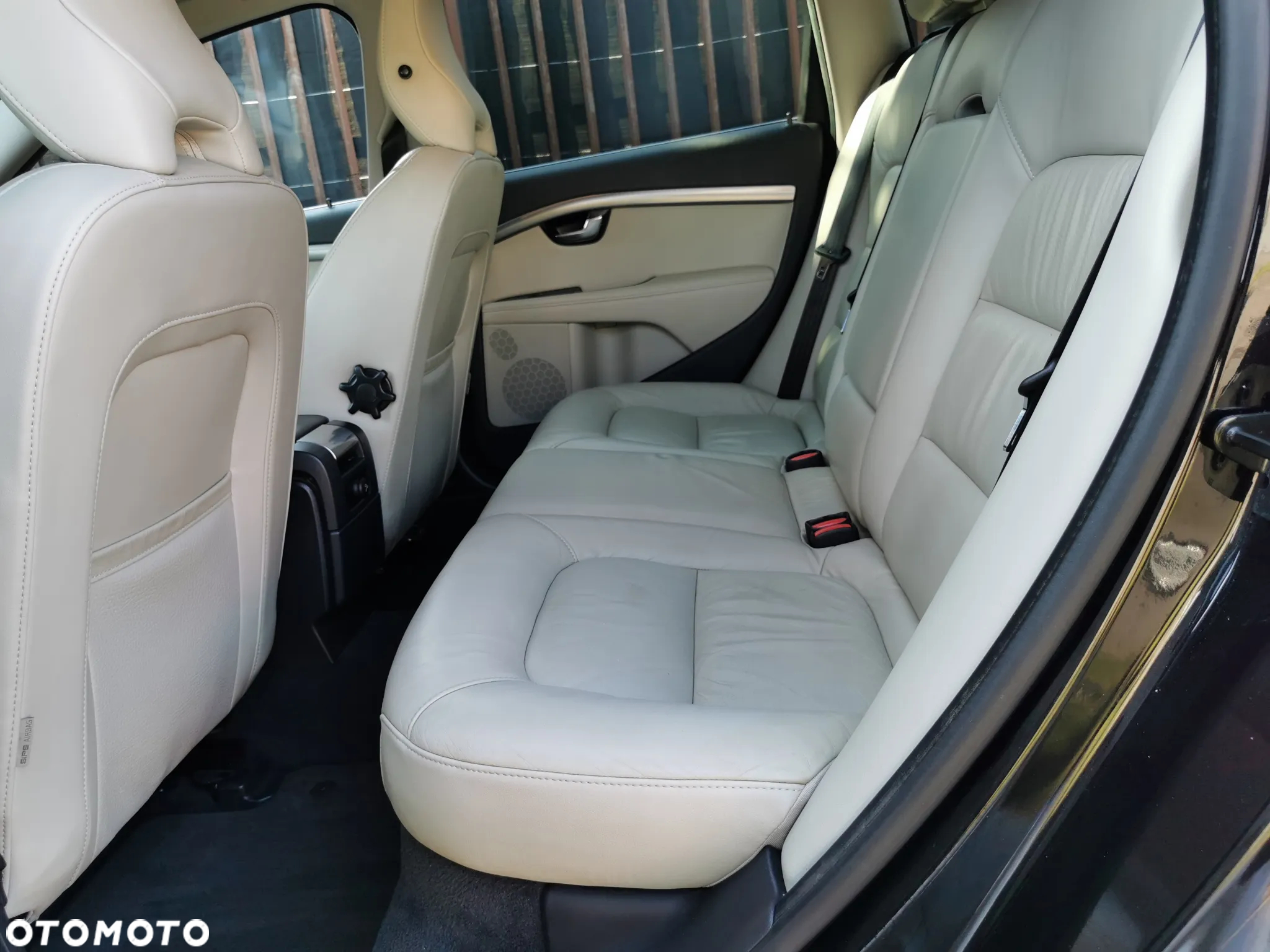 Volvo V70 D4 Momentum - 18