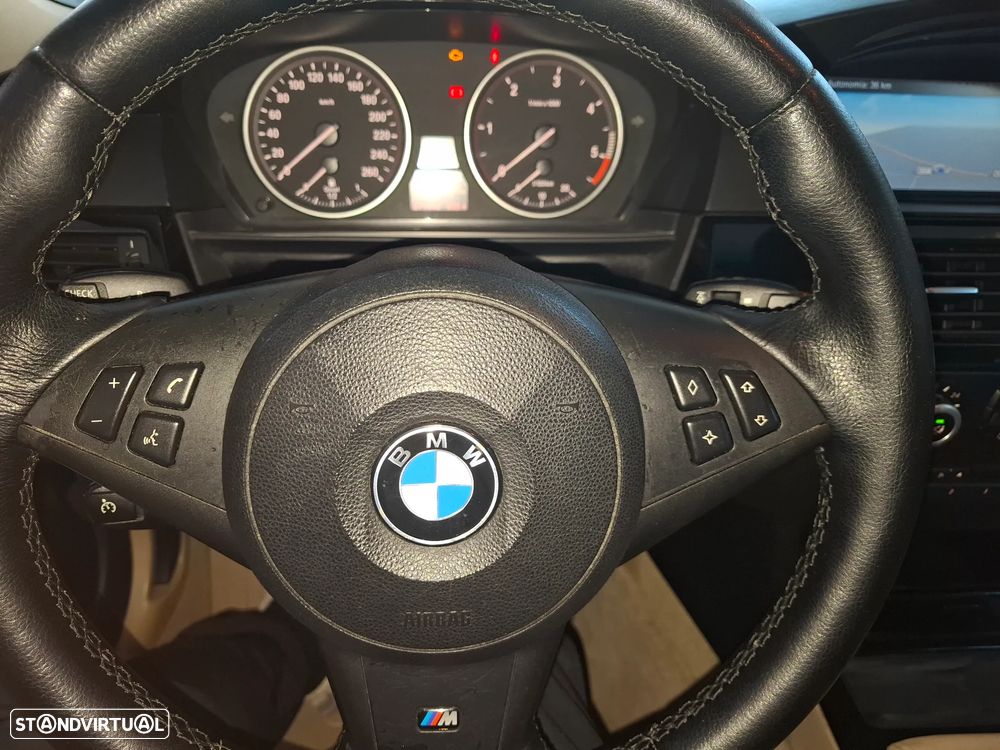 BMW 520 Gran Turismo - 16