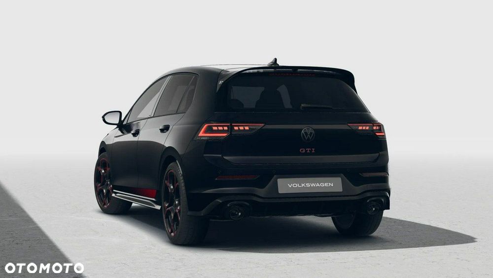 Volkswagen Golf - 5