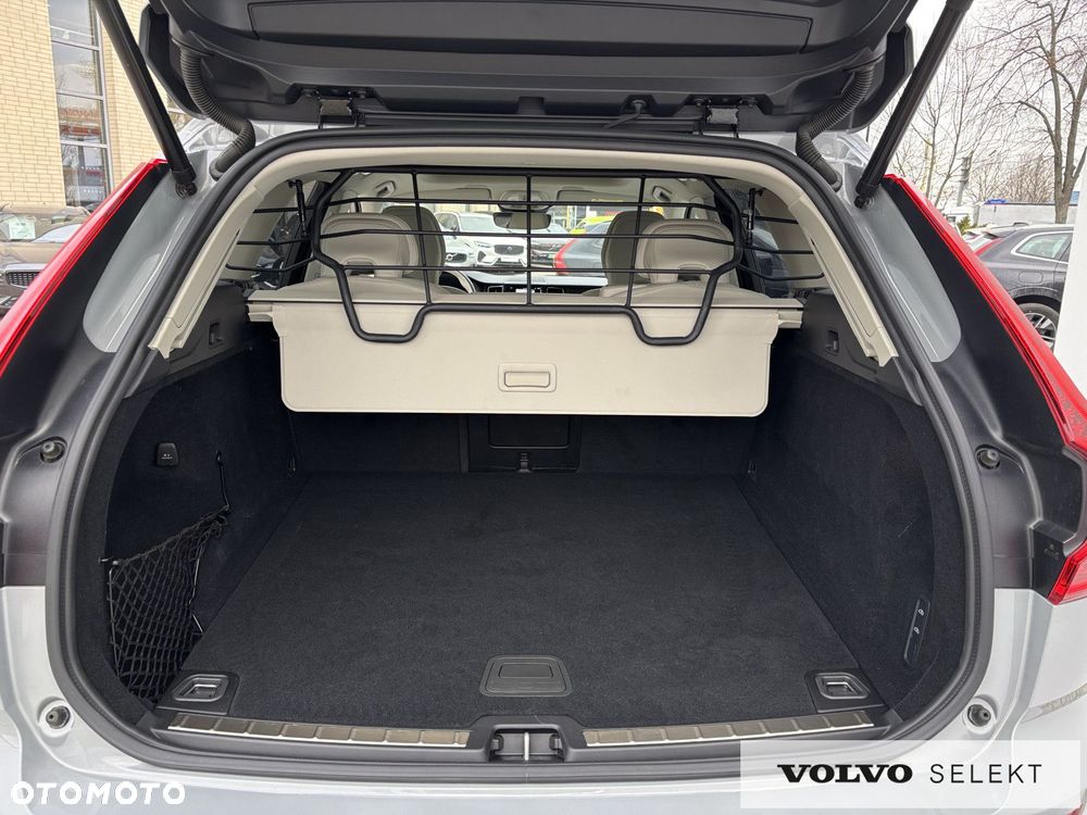 Volvo XC 60 - 24