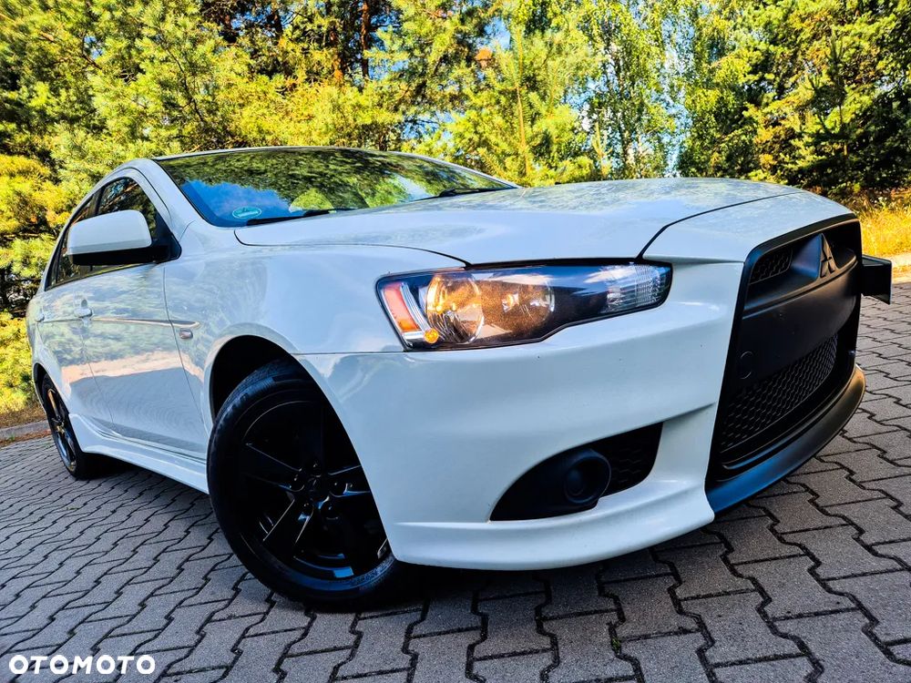Mitsubishi Lancer 1.8 Intense - 2