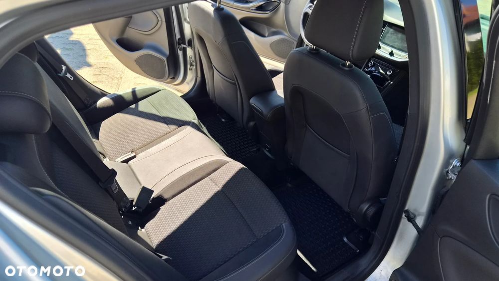 Opel Astra 1.4 T Elite S&S - 15