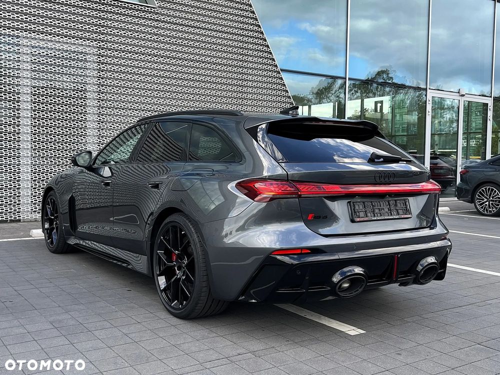 Audi RS5 Avant - 21