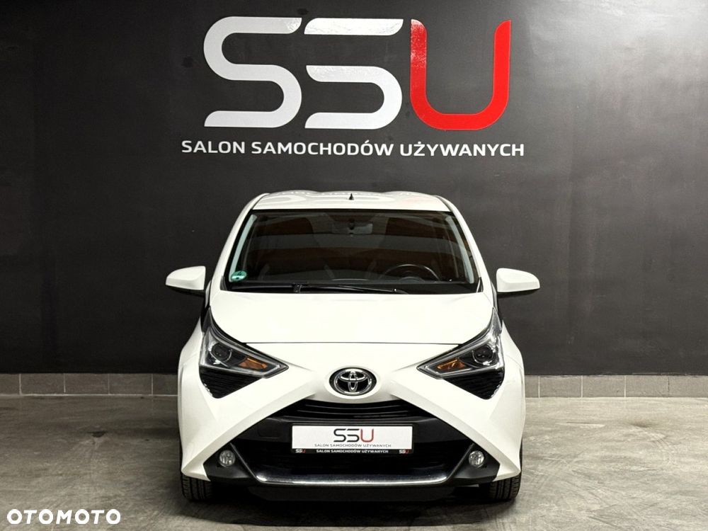 Toyota Aygo x-play connect - 10