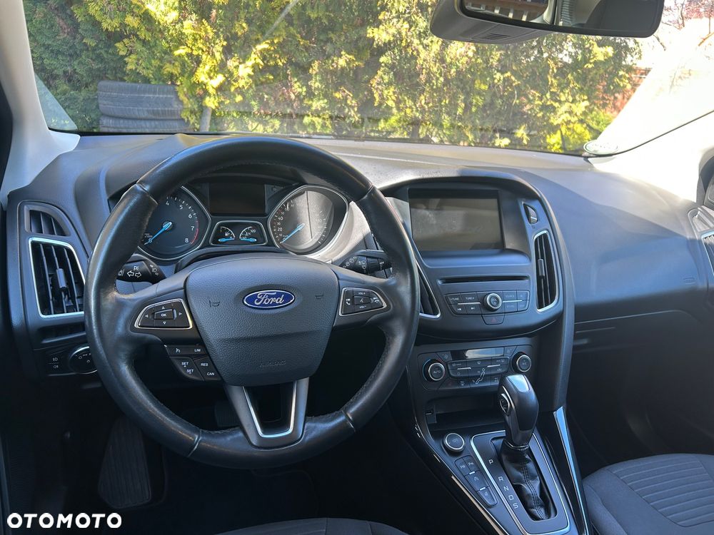 Ford Focus 1.0 EcoBoost Titanium Business - 10