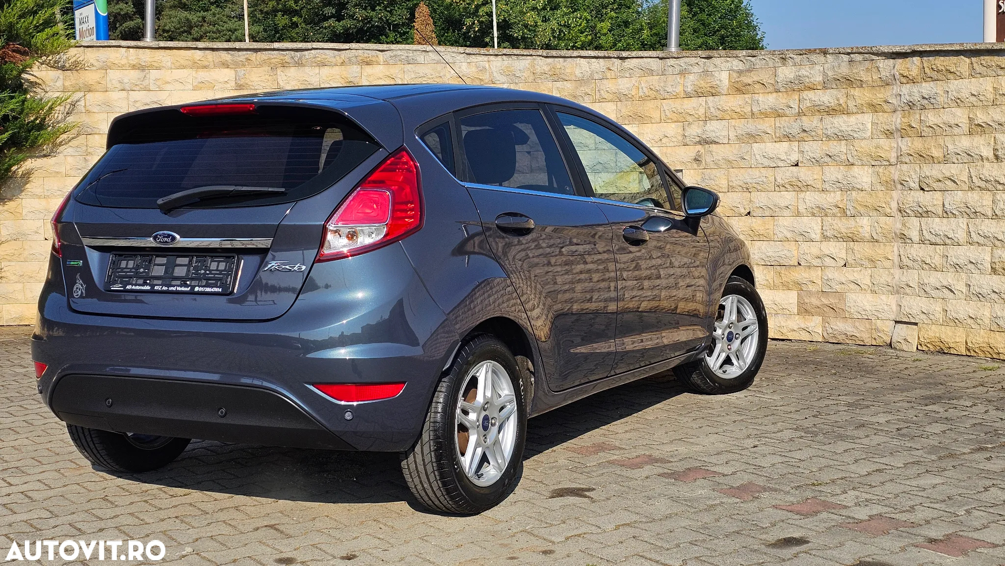 Ford Fiesta 1.0 EcoBoost Start-Stop Titanium - 2