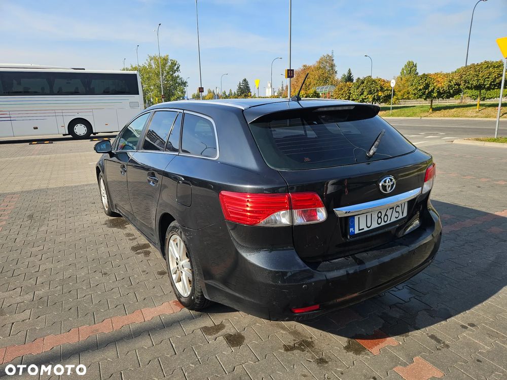 Toyota Avensis 2.0 D-4D Sol - 5
