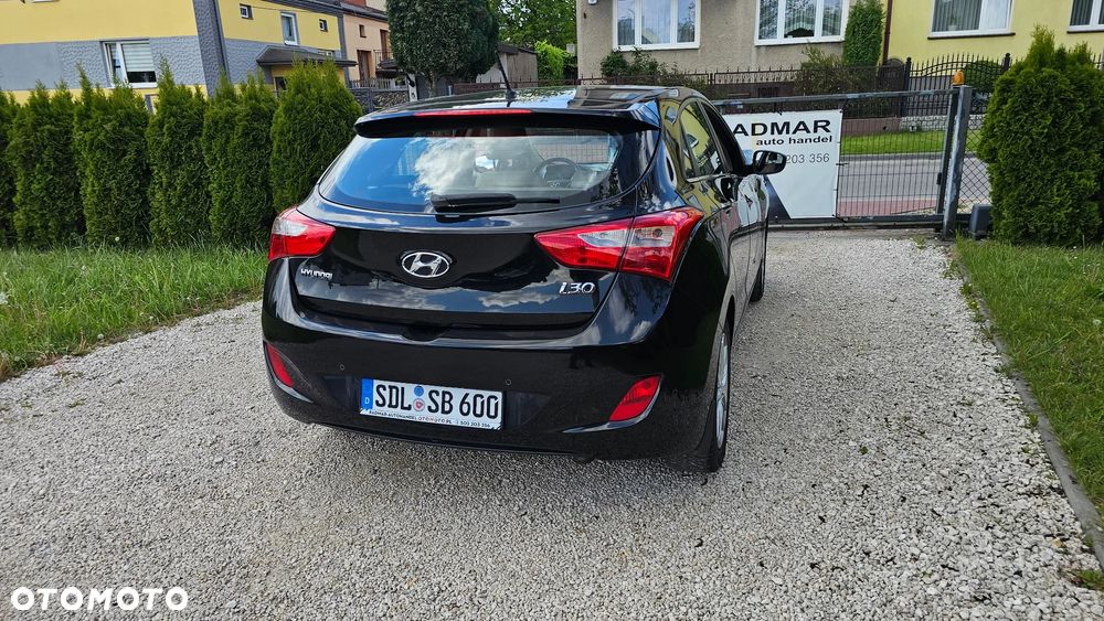 Hyundai i30 1.6 Automatik Trend - 27
