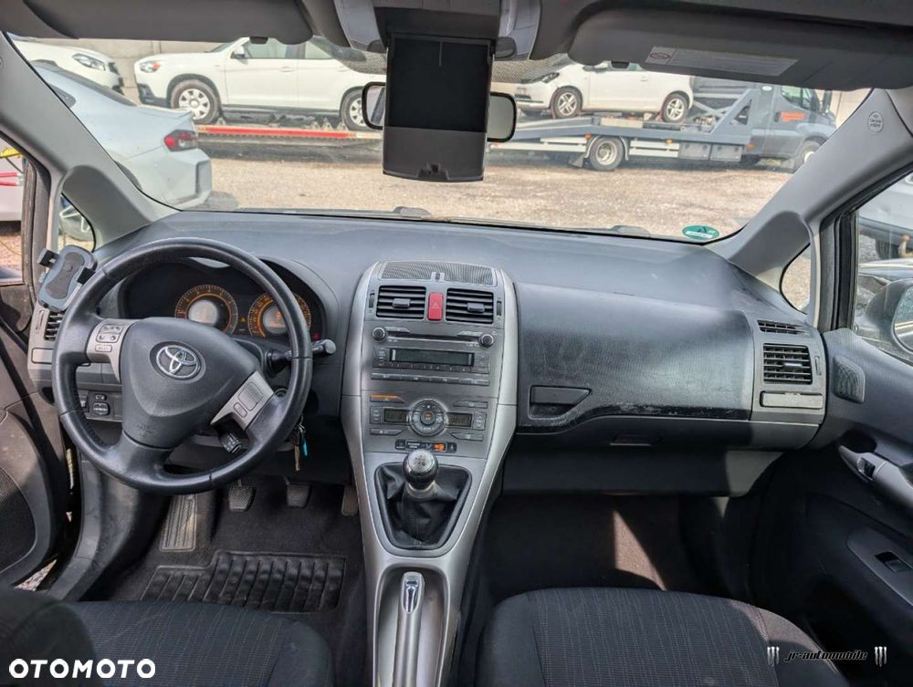 Toyota Auris 1.6 VVT-i Sol - 8