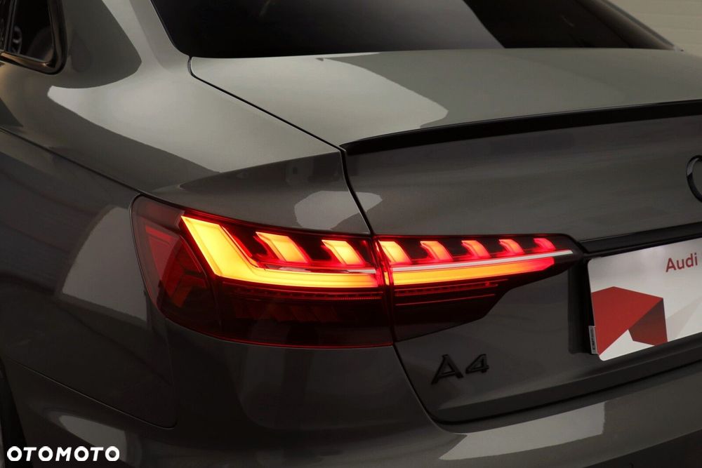 Audi A4 Limousine - 5