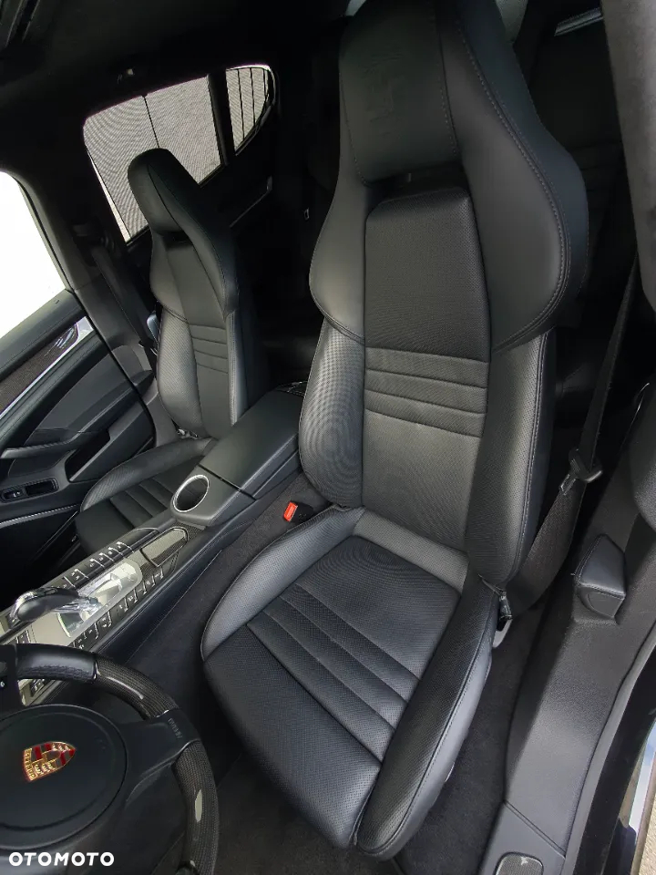 Porsche Panamera - 14