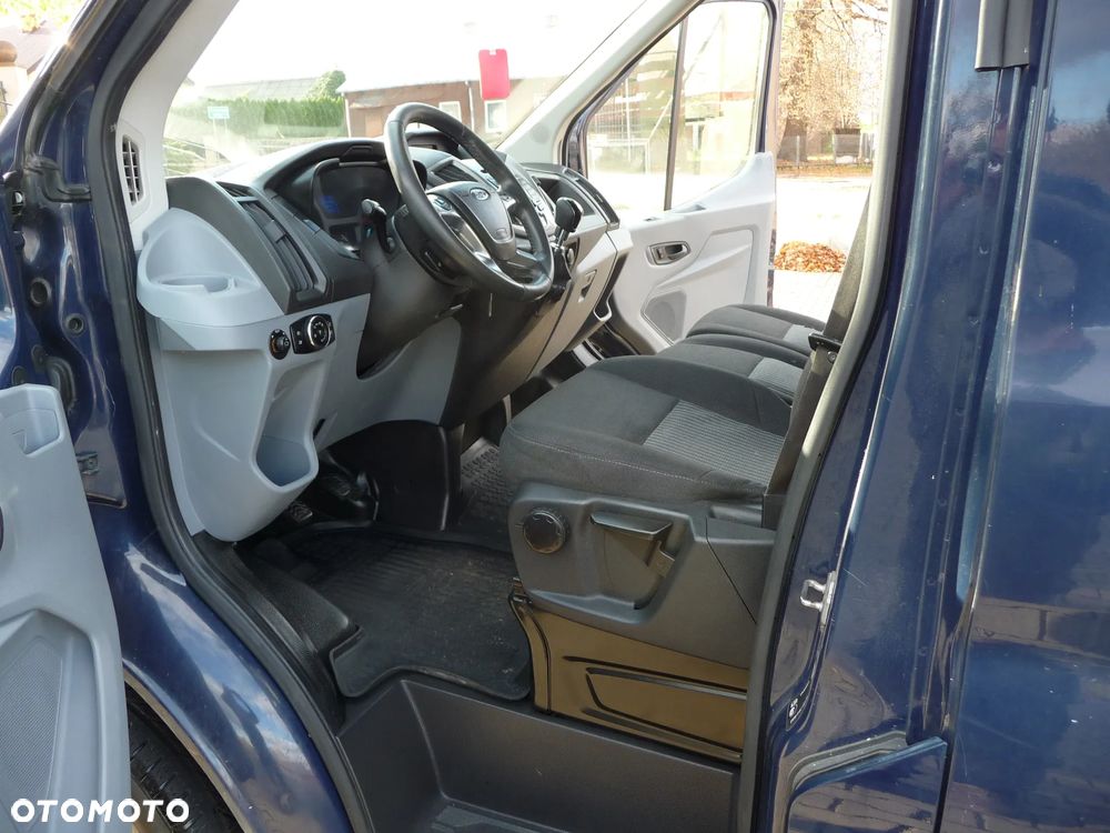 Ford Transit - 6